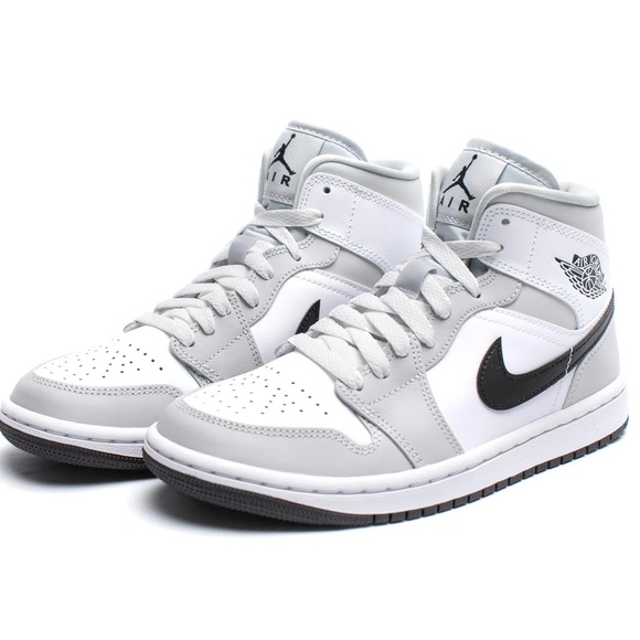 Air Jordan 1 Mid “Grey Fog” US Women Size 6.5 - Picture 2 of 7